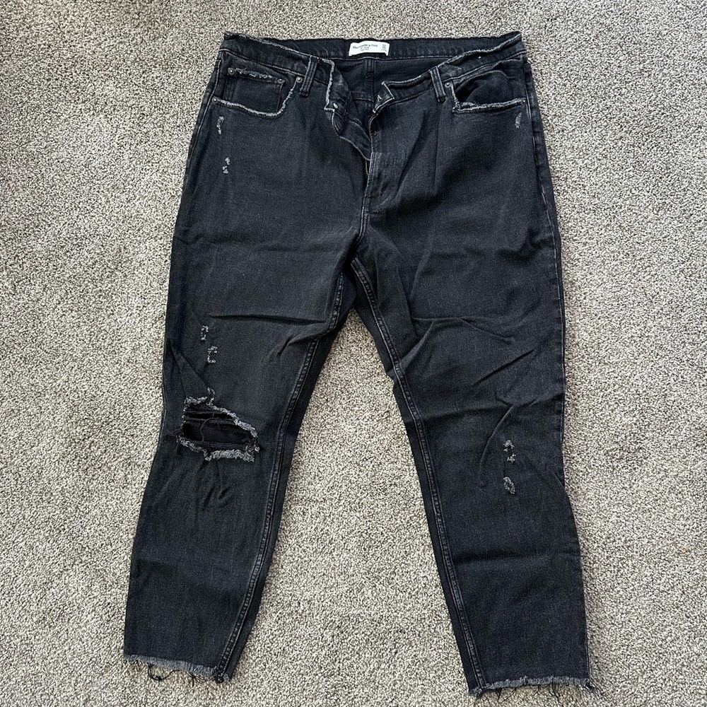 Abercrombie & Fitch Women's Black Distressed Skinny Pants